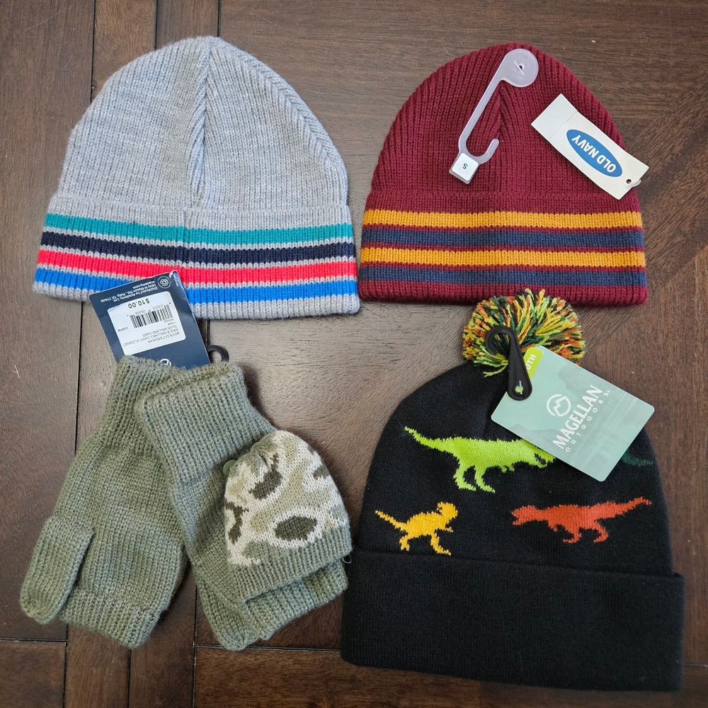 Old Navy Magellan Winter Hat Lot of 4 Boys S/M NEW Mittens Gloves Beanie Play